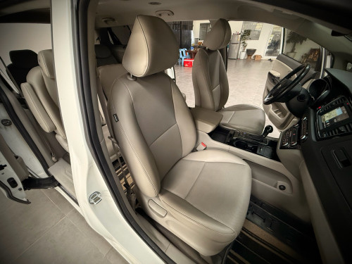 Kia Carnival 2016