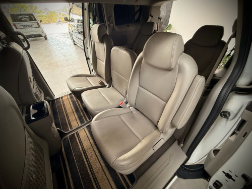 Kia Carnival 2016