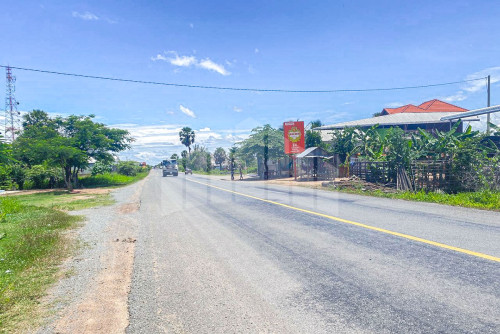 Land for Sale along 30m wide road Kampong Speu Province