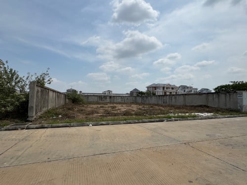 Land Lot in borey Orkide 6A