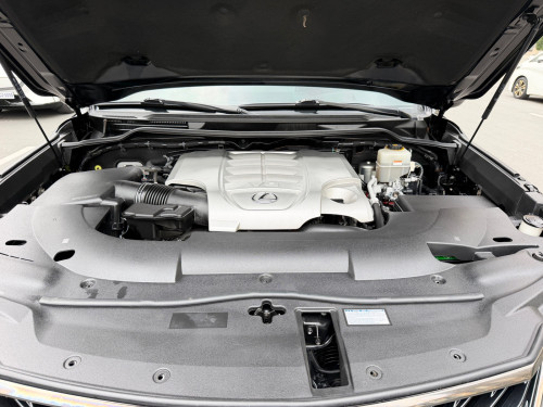 Lexus LX 570 ឆ្នាំ2020 Kuro ធានាឡានស្អាត ទឹកថ្នាំហ្ស៊ីន1ជុំ  មហាថ្មី