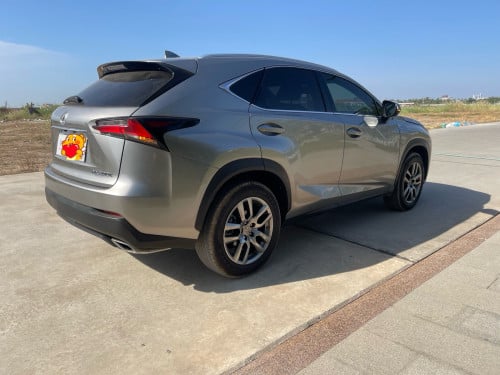 Lexus NX 200t 2015