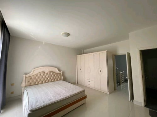 Link Villa For Rent / Borey Peng Huoth Bueng Snor
