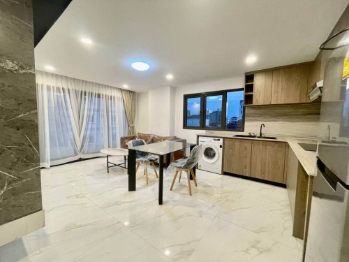 LUXURIOUS ONE BEDROOM FOR RENT-TOUL TOMPOUNG🍀