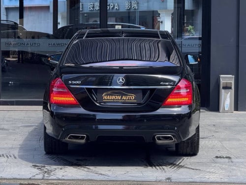 Mercedes S500 2012 V8