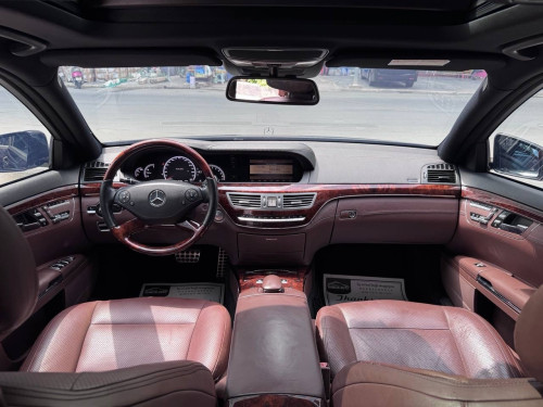 Mercedes S500 2012 V8