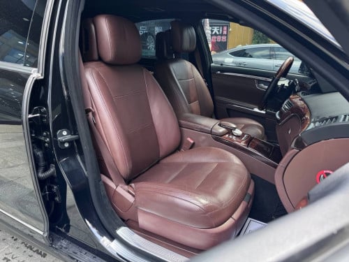 Mercedes S500 2012 V8