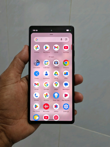 Pixel 6 8g/128g(ស្រាំខ្នងក្រោយ)👉$128