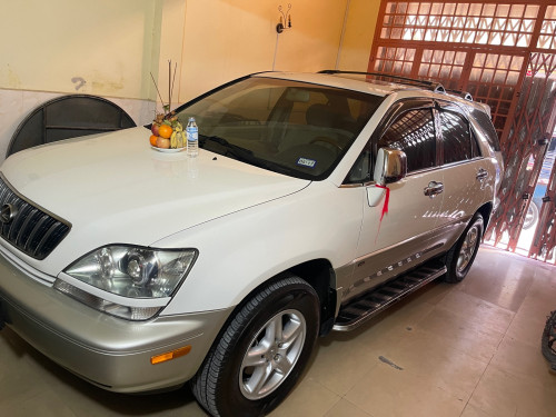 RX300ឆ្នាំ02ប៉ុង1ហ្វូលពេញឡានថ្មីណាស់ម្ចាស់ដើមទីមួយទឹកថ្នាំស៊ីនមួយជុំសាច់ខ្ចីម៉ាញ៉េថាច់ចង្កៀងគុជឡាស័រ