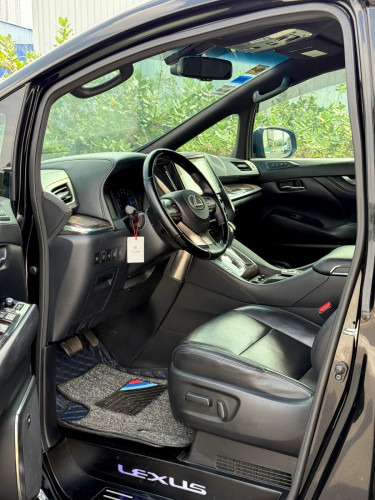 Toyota Alphard 2017 Full option UP LM350H