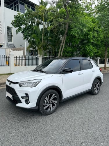 Toyota Raize 2023 ដំបូល ខ្មៅ