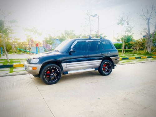 Toyota RAV4 1998 Special Edition  ប៉ុង១