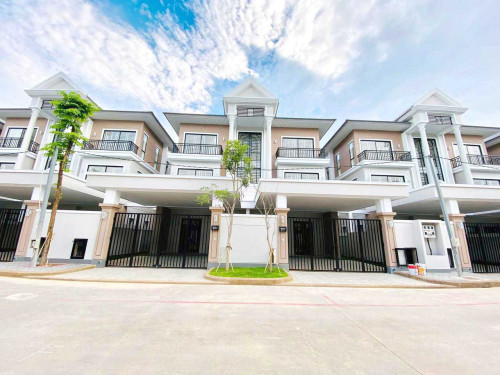 Twin Villa for Rent in Borey Penghuoth Boeung Snor