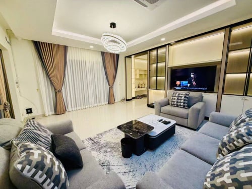 Villa For Rent !!