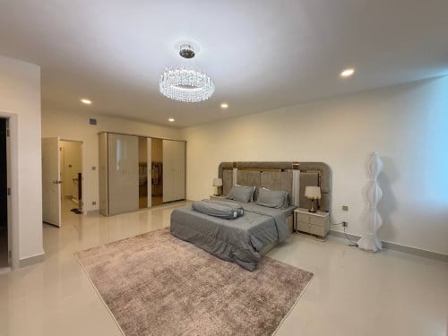 Villa For Rent !!