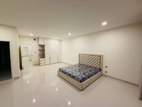 Villa For Rent !!