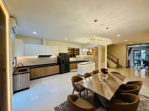 Villa For Rent !!
