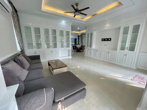 Villa For Rent