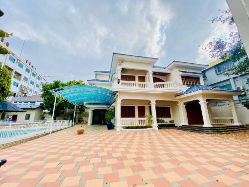 Villa With Pool Big Land 40m x 30m For Rent In Toul Kork