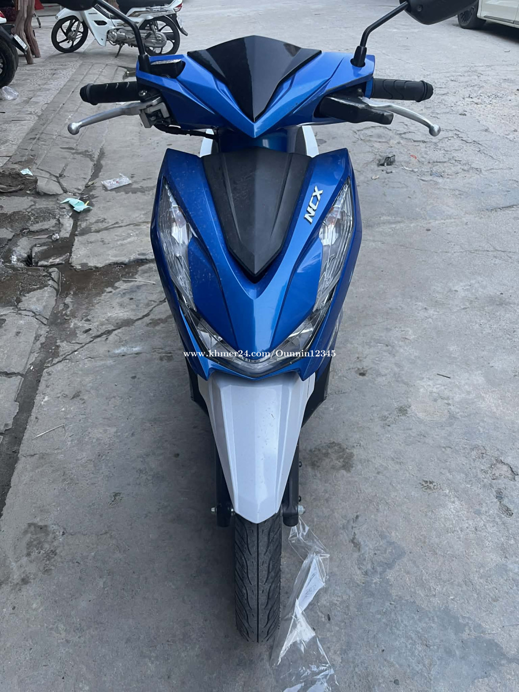 Honda Beat 024នៅស្អាតសាណំមានកាតគ្រីត្រឹមត្រូវលក់1500$ price $1500.00 in ...
