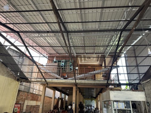 ផ្ទះអាជីវកម្មសម្រាប់លក់បន្ទាន់ខ្លាំង​ ចរចារបាន