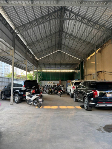 ផ្ទះល្វែងនិង ដីសំរាប់ជួល