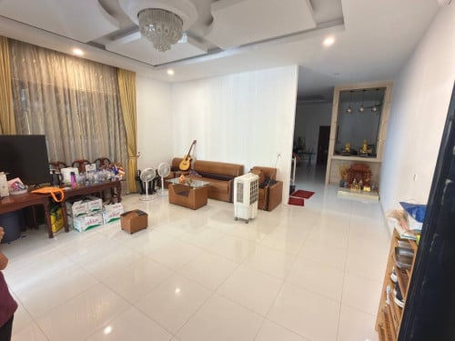 វីទ្បាភ្លោះលក់ (បុរីវិមានភ្នំពេញ)សង្កាត់ទួលសង្កែ២ ខណ្ឌឫស្សីកែវ
