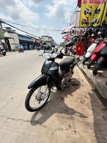 ម៉ូតូ015ដៃជើងស្អាត កាតស៊ីនចំ នៅពន្លឺសុវណ្ណ