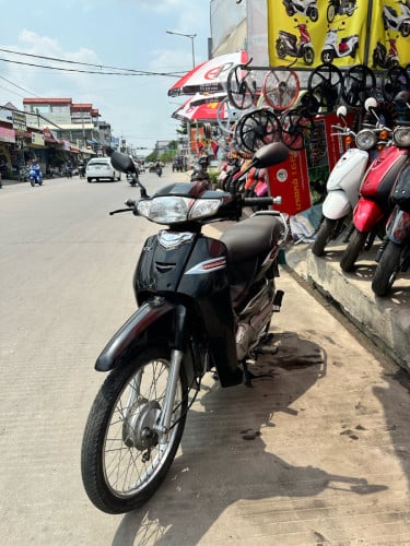 ម៉ូតូសង់015ស្អាតបងៗ កាតស៊ីនចំ នៅពន្លឺសុវណ្ណ