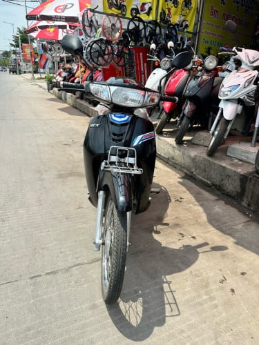 ម៉ូតូសង់016កាតស៊ីនចំ នៅពន្លឺសុវណ្ណក្រាំងធ្នង់