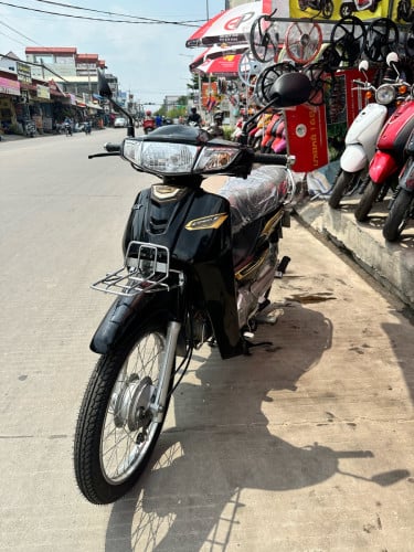 ម៉ូតូសង់019ស្អាតបងៗកាតស្ស៊ីនចំ នៅពន្លឺសុវណ្ណ