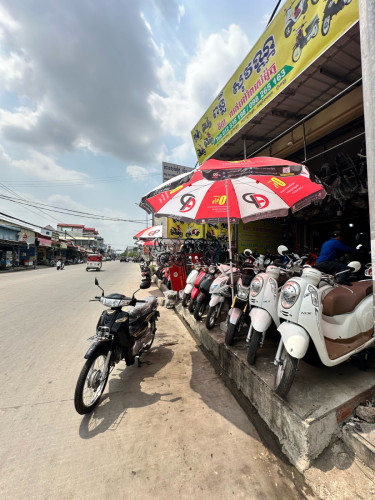 ម៉ូតូសង់019ស្អាតណាស់បងៗ កាតស៊ីនចំ នៅពន្លឺសុវណ្ណ