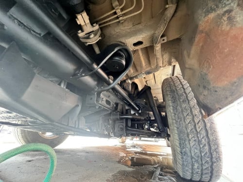 រថយន្ដសាំយ៉ុង  ឆ្នាំ 03 តម្លៃ 13.700$ តម្លៃចរចា ssangyong istana