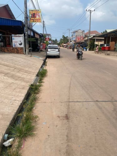 ផ្ទះលក់បន្ទាន់ តំលៃល្អ 199900$ ទំហំ10x30 ទំនាក់ទំនង 016893438 និង 0966218080