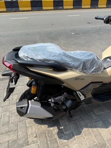 𝗛𝗼𝗻𝗱𝗮 ADV160 ថ្មីក្រុមហ៊ុនNCX2026✨ពណ៍ត្នោត