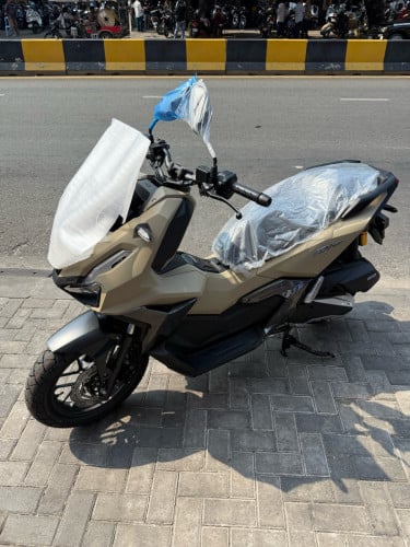 𝗛𝗼𝗻𝗱𝗮 ADV160 ថ្មីក្រុមហ៊ុនNCX2026✨ពណ៍ត្នោត