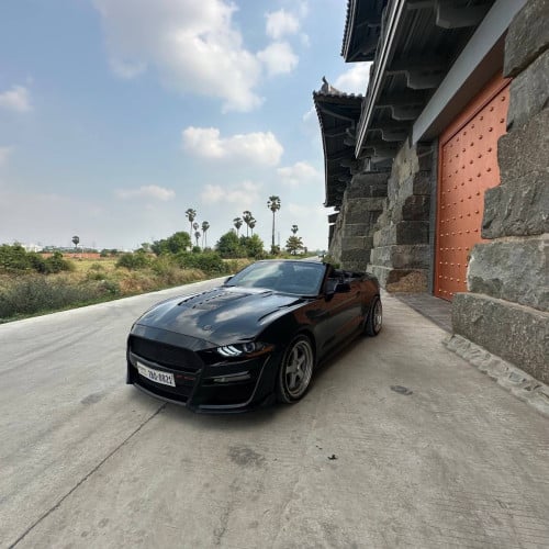 ស្តុកទើបចូល Ford Mustang full option 2018