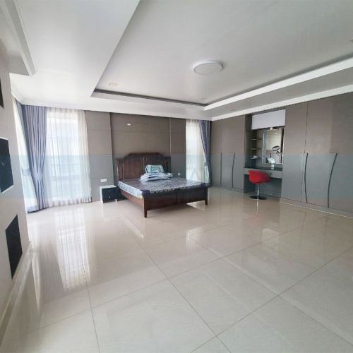វីឡាសម្រាប់ជួល l Villa For Rent