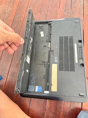 លក់ Laptop dell Latitude E7240