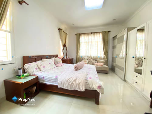 វីឡាឃ្វីន Queen Villa លក់បន្ទាន់ តម្លៃពិសេស ក្រោមទីផ្សារ ត្រឹមតែ $680,000 ប៉ុណ្ណោះ
