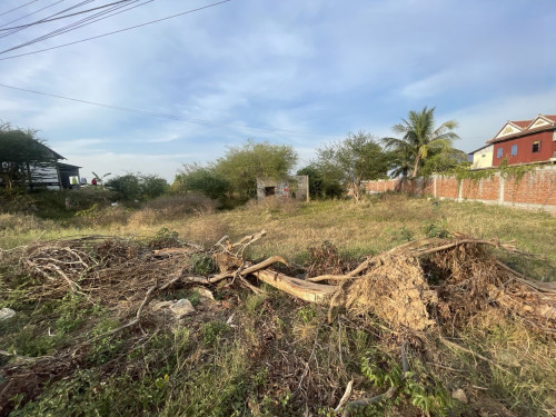 🏠Land Available for Urgent Sale at a Special Price (Negotiable).