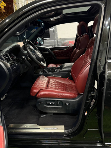 🚐Lexus Lx570 Super Sport  ម្ចាស់ដើមទិញខ្លាញ់គោ ថ្មីណាស់ទើបប្រើបាន(6ម៉ឺនគីឡូ)ជាង ទឹកថ្នាំសុីនមួយជុំ