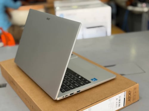 Acer Aspire Lite 15 N4500 Ram 8G M2 512GB 15.6" ថ្មីកេស ធានា២ឆ្នាំ=319$