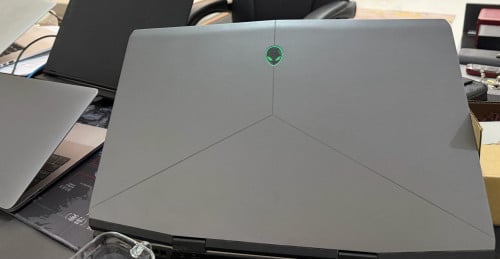 Alienware m17 (i7-9750H, 16GB, 512GB, 6GB GPU)