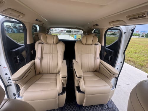 alphard 2015