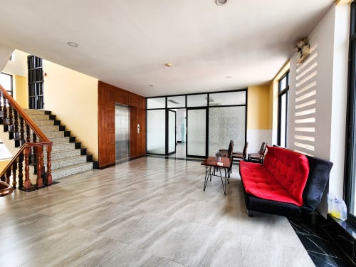 APARTMENT BUILDING FOR RENT/SALE