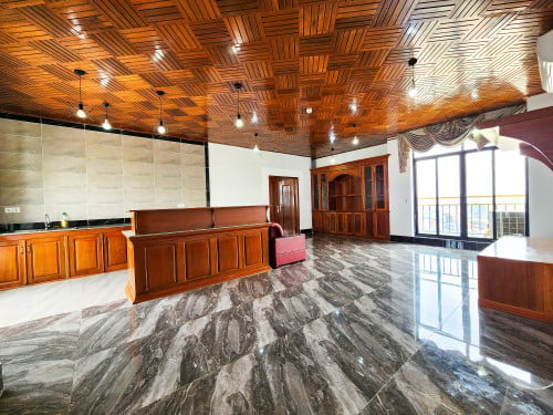 APARTMENT BUILDING FOR RENT/SALE