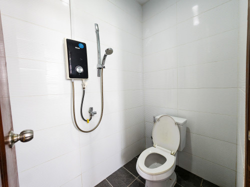 APARTMENT BUILDING FOR RENT/SALE