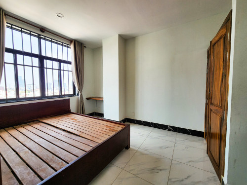 APARTMENT BUILDING FOR RENT/SALE