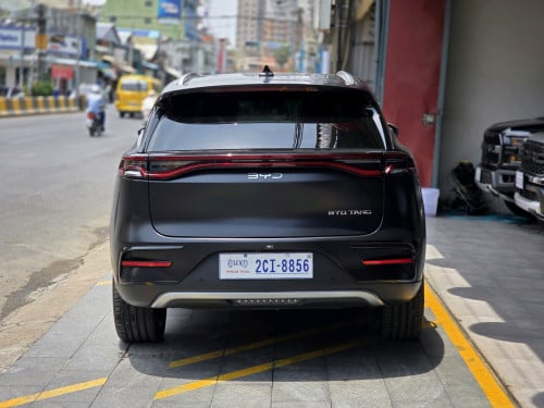 BYD TANG 2024 full option (ម៉ូទ័រ2)ថ្មី98% ប្រេីបាន4883km​ ប៉ុណ្ណោះ​(មានធានាពីក្រុមហ៊ុនBYD Cambodia)